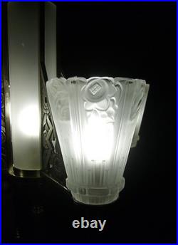 Ejg Lustre Art Déco En Bronze Nickelé Et Tulipes En Verre Pressé 1930