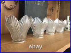 Élégance Intemporelle Lot de 4 Tulipes Art Déco en Verre Givré