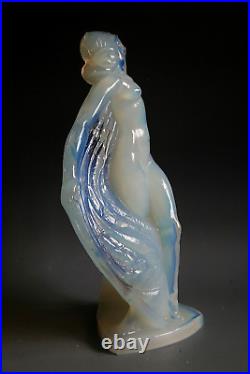 Figurine En Verre Opalescent Art Deco Sabino Isadora Duncan