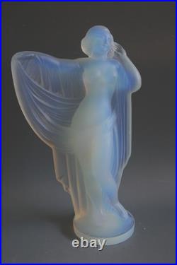 Figurine En Verre Opalescent Art Deco Sabino Tangara