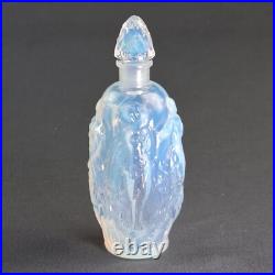 Flacon à Parfum Verre Opalescent Nymphes Nues Dansantes Verrier Sabino Art Déco