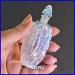 Flacon à Parfum Verre Opalescent Nymphes Nues Dansantes Verrier Sabino Art Déco