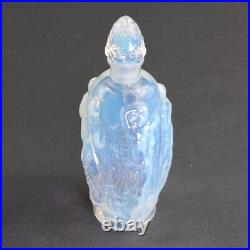 Flacon à Parfum Verre Opalescent Nymphes Nues Dansantes Verrier Sabino Art Déco