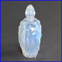 Flacon à Parfum Verre Opalescent Nymphes Nues Dansantes Verrier Sabino Art Déco