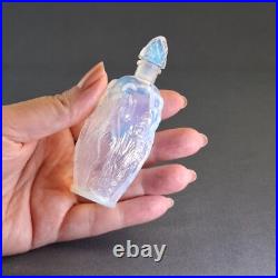 Flacon à Parfum Verre Opalescent Nymphes Nues Dansantes Verrier Sabino Art Déco