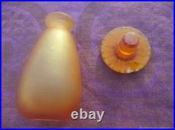 Flacon de parfum ancien Margerite en verre givré émail Art déco