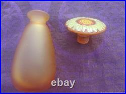 Flacon de parfum ancien Margerite en verre givré émail Art déco