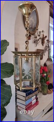 French Art Deco Bronze lustre in hexagonal shape with six thick cut glass panels
