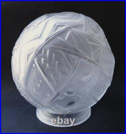 Globe Boule Art déco Muller Frères modèle Rubans croisés pour lustre lampe