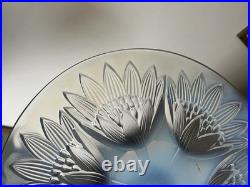 Grand Plat Aux Lotus Signé d'Avesn En Verre Opalescent Art Déco