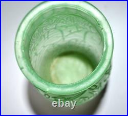 Grand Vase ART DECO en verre vert dichroïque uranifère OURALINE 1920