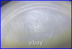 Grand Vase Art Déco en Verre Moulé Irisé Signé Dessous Muller Frères Lunéville