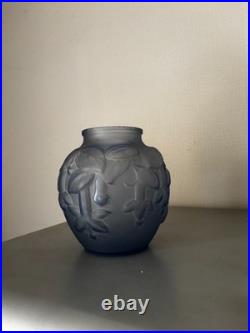 Grand Vase Boule Verre Depoli Bleu Fume Ipomees Volubilis Art Deco 1930 H20cm