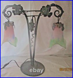 Grande Lampe Art Deco En Fer Forgé 2 Tulipes Pate De Verre Le Verre Francais