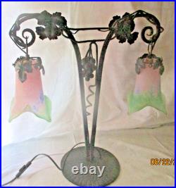 Grande Lampe Art Deco En Fer Forgé 2 Tulipes Pate De Verre Le Verre Francais