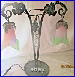 Grande Lampe Art Deco En Fer Forgé 2 Tulipes Pate De Verre Le Verre Francais