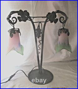 Grande Lampe Art Deco En Fer Forgé 2 Tulipes Pate De Verre Le Verre Francais