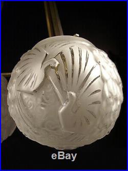 H. Petitot Suspension Art Déco En Bronze Et Globes En Verre Pressé Muller 1930