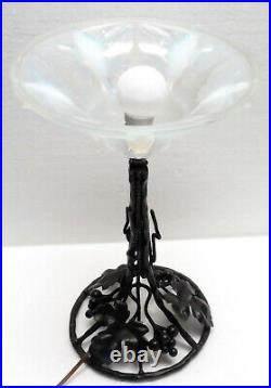 Jolie LAMPE art-déco fer forgé abat-jour verre opalescent marque oiseaux 1930