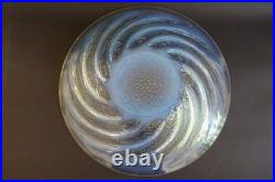 Lalique René (1860-1945) coupe poisson en verre moulé-pressé opalescent Art déco