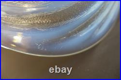 Lalique René (1860-1945) coupe poisson en verre moulé-pressé opalescent Art déco