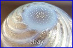 Lalique René (1860-1945) coupe poisson en verre moulé-pressé opalescent Art déco