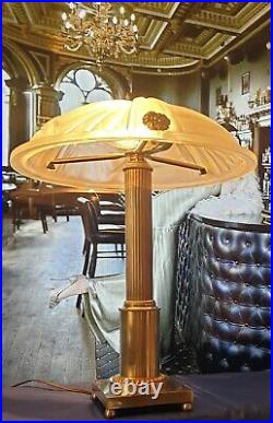 Lampe Art Deco Art Nouveau Verre Moulé Bronze ou Laiton