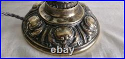 Lampe Art Déco Boule Verre Bleu Ciel Sur Socle En Bronze À Motifs Art Nouveau