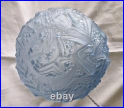 Lampe Art Déco Boule Verre Bleu Ciel Sur Socle En Bronze À Motifs Art Nouveau