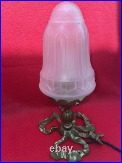 Lampe Art Déco Bronze Patiné Tulipe Verre Dépoli Décor Rubans XXe