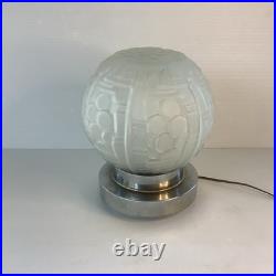 Lampe Art Deco Globe Fleur Stylisées Verre Attribué Vianne 1930