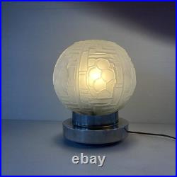 Lampe Art Deco Globe Fleur Stylisées Verre Attribué Vianne 1930