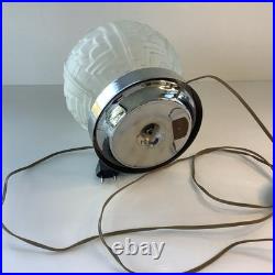 Lampe Art Deco Globe Fleur Stylisées Verre Attribué Vianne 1930