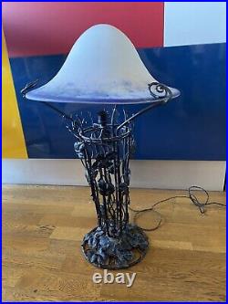 Lampe Art Deco Pied Fer Forge Avec Vasque Pate De Verre