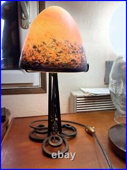 Lampe Champignon Style Art Deco En Fer Et Verre Marmoréen
