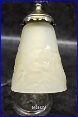 Lampe En Bronze Art Deco Décor Ange Et Pate De Verre Muller ref AP137