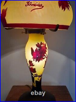 Lampe TIP SCHNEIDER Art Déco FLEURS pâte verre signée Art Nouveau? PETIT PRIX