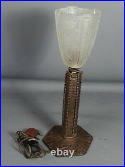 Lampe de table Art déco fer forgé & verre pressé moulé H 36 cm SB