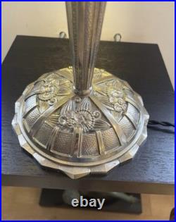 Lampe de table bronze Art Déco Hettier Vincent vasque verre pressé blanc EJG