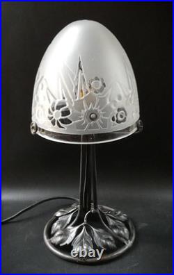 Lampe époque Art Déco fer forgé et globe gravé acide ERA Muller Daum