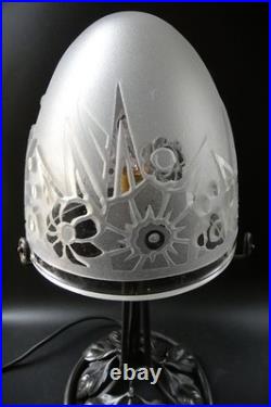 Lampe époque Art Déco fer forgé et globe gravé acide ERA Muller Daum