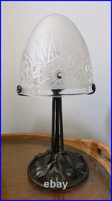 Lampe époque Art Déco fer forgé et globe gravé acide ERA Muller Daum