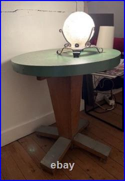 Lampe globe En Verre Moulé -Art déco