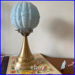 Lampe vintage art déco moderniste verre opaline bleu et laiton LAMP-7649