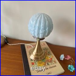 Lampe vintage art déco moderniste verre opaline bleu et laiton LAMP-7649