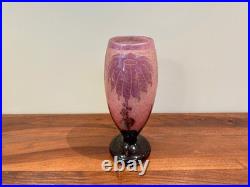 Le Verre Français Ancien vase Art Déco. Dahlias. Charles Schneider