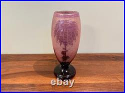 Le Verre Français Ancien vase Art Déco. Dahlias. Charles Schneider