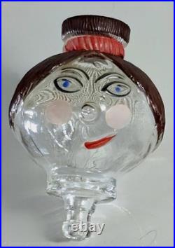 Lot 11 bouchons de bouteille flacon anthropomorphe en verre moulé Art Déco 1930 Lot 11 bouchons de bouteille flacon anthropomorphe en verre moulé Art Déco 1930
