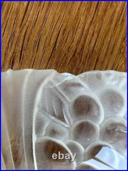 Lot 3 Tulipes décor de Fruits verre moulé pressé art Deco à identifier