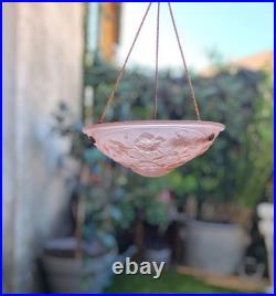 Lustre Art Déco ancien en verre rose moulé Suspension fleurie vintage Lustre Art Déco ancien en verre rose moulé Suspension fleurie vintage
